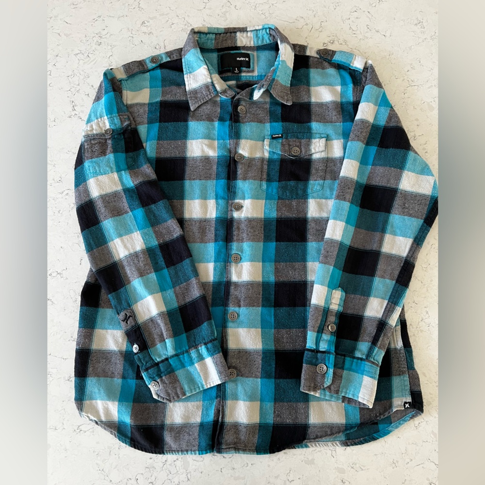 Hurley flannel size L